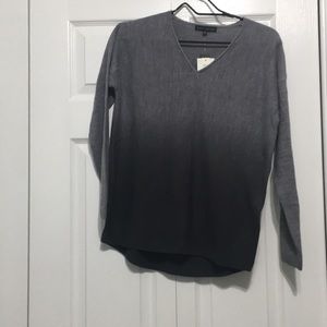 Long sleeve grey ombré sweater